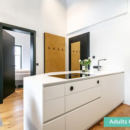 شقة Adult Only Paznaun كابل